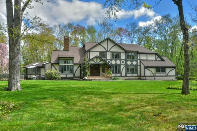 Saddle River okۡvʷeO(sh)ʩmP׷ȫ؎cI(y)ƽ