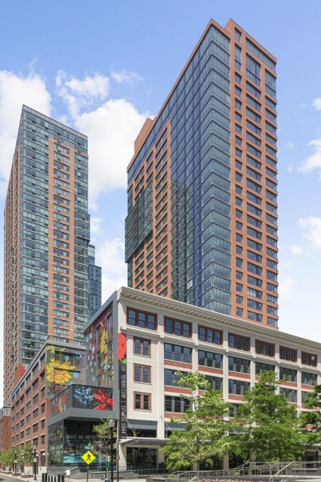 新澤西JERSEY CITY 高雅公寓，全景采光，演繹現代美學，云端配套，交通便捷