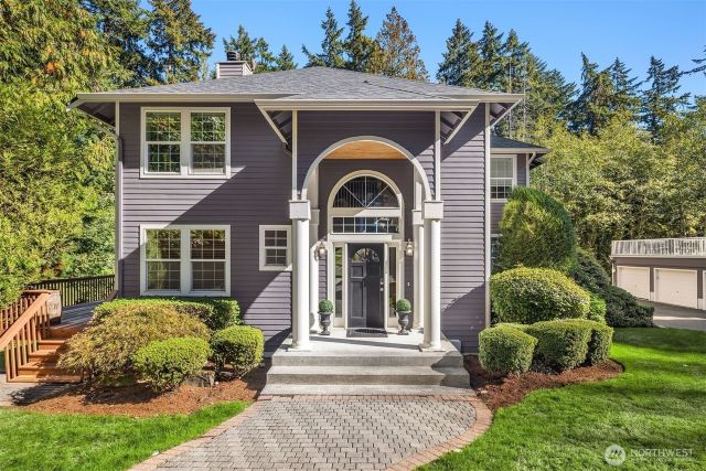 西雅圖Issaquah私密寧靜住宅，空間布局合理，地理位置優越
